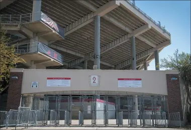  ?? FRANCIS GARDLER — THE ASSOCIATED PRESS ?? Gate 2at Memorial Stadium is empty because the annual Red-White matchup was cancelled due to the coronaviru­s pandemic, April 18, 2020.