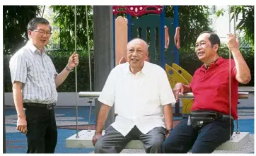  ??  ?? Ahmad Kamil (right), Mohd Khairuddin Zainuddin and Henry Fu may be retired but they, like many retirees, lead full and active lives.
