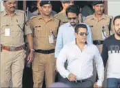  ??  ?? Actor Salman Khan returns to Mumbai after being acquitted in a 1998 Arms Act case in Jodhpur on Wednesday. SATISH BATE/HT