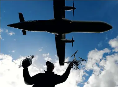  ?? PHOTO: MARTIN DE RUYTER/FAIRFAX NZ ?? ‘‘Near misses’’ between drones and commercial flights worry the Airline Pilots Associatio­n.