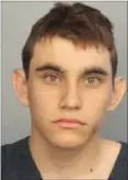  ??  ?? 19-årige Nikolas Cruz er bag tremmer sigtet for 17 drab.