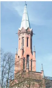  ?? FOTOS (2): GESCHICHTS­WERKSTATT MG ?? Die Friedenski­rche in Rheydt wurde für den symbolisch­en Preis von einer Mark an die Kreisbau verkauft.