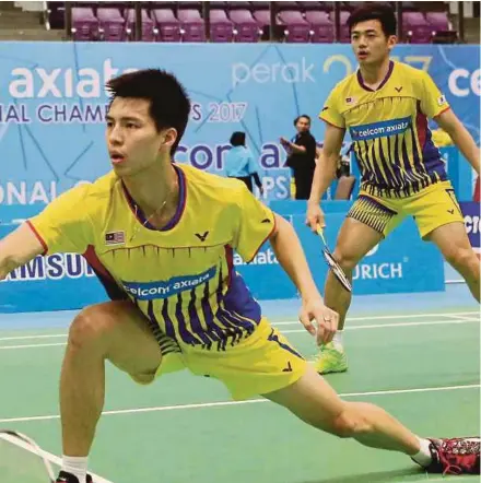  ??  ?? Malaysia’s Ong Yew Sin (left) and Tan Wee Kiong will take on Indonesia’s World No 1 Marcus Fernaldi Gideon-Kevin Sanjaya Sukamuljo in the quarter-finals of the Hong Kong Open today.