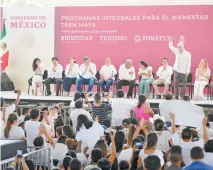  ??  ?? El presidente Andrés Manuel López Obrador anunció que el dinero por la venta de la Casa Maya irá a los pueblos más pobres de Quintana Roo.