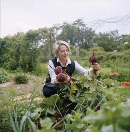  ?? PETER GARRITANO, NYT ?? Mary Masterson, the actress, has moved to the Hudson Valley. Having four children later in life, she wants to be home with them.