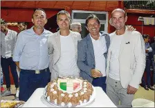  ??  ?? I maestri Roberto Tarpani, Andrea Grasselli, Stefano Lillacci, Francesco Vazzana