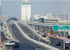  ?? Photo by Leslie Pableo ?? The Sheikh Rashid-Sheikh Khalifa Bin Zayed Streets intersecti­on, set to ease traffic movement towards Karama. —