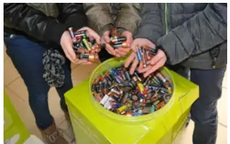  ?? FOTO MARGO TILBORGHS ?? Belgen zijn steeds meer milieubewu­st inzake batterijen.