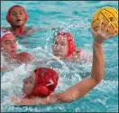  ?? MIKE BUSH/NEWS-SENTINEL ?? Lodi's Victor Plunkett (7) gets ready to shoot in a boys water polo game against Lincoln at Tokay on Wednesday.