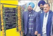  ?? HT PHOTO ?? Horticultu­re director Pushpinder Singh Aulakh inaugurati­ng the hitech nursery in Patiala on Friday.