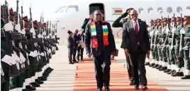  ?? ?? The President is welcomed by President Mokgweetsi Masisi at the Maun Internatio­nal Airport, Botswana yesterday