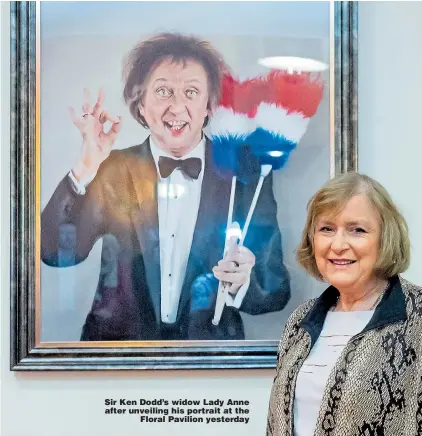  ?? Picture: BRIAN ROBERTS ?? Sir Ken Dodd’s widow Lady Anne after unveiling his portrait at the Floral Pavilion yesterday