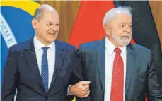  ?? FOTO: SERGIO LIMA/AFP ?? Scholz bei der Südamerika-Reise in Brasilien: Präsident Lula geht die westliche Linie des Kanzlers beim Ukraine-Krieg nicht mit.