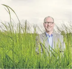  ?? KEVIN GRIFFIN/PNG FILES ?? Kent Mullinix, of the Institute for Sustainabl­e Food Systems, warns ‘economic leakage’ from southwest B.C.’s food system is poised to double.