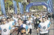  ??  ??  heures : la vague d’étudiants de la  Ronde des
e Facs se lance à l’assaut de la Prom’.