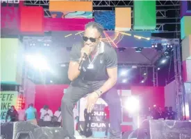  ?? NICHOLAS NUNES PHOTOS ?? Dancehall icon Bounty Killer engaging the audience.