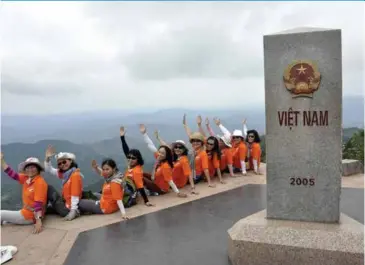  ?? Thehetretr­avel.com
Photo ?? WESTERNMOS­T POINT: A Pa Chải border marker No 0 in Mường Nhé District’s Sín Thầu Commune,