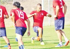  ??  ?? Luis Carlos Junior joins the team’s training session after making a full recover from a thigh injury recently. Picture shows the Brazilian striker training with his Tambadau teammates.