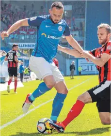  ?? FOTOS: IMAGO ?? Pascal Breier prophezeit dem VfB in Rostock einen großen Kampf.