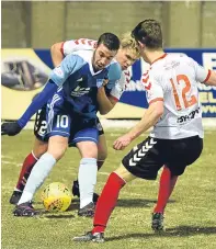  ??  ?? On the run: Karim Belmokhtar on the ball for Peterhead