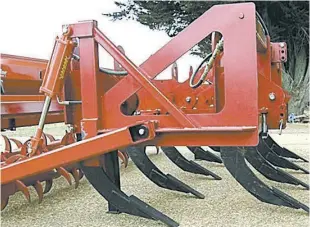  ?? ?? The Fix Rehabilita­tor Plough available from Graham Wood Machinery