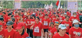  ?? ?? Runners are pictured during the Jom! Malaysia-China 2022 Run flag off.