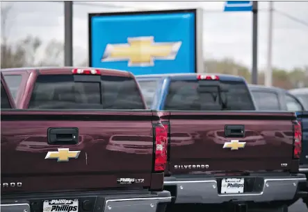  ?? DANIEL ACKER/BLOOMBERG ?? People who own or lease more than 705,000 GM Duramax diesel trucks filed a class-action lawsuit on Thursday, claiming GM installed devices allowing the company to beat emissions tests on two models of heavy-duty trucks from 2011 to 2016.