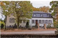  ?? FOTO: ROLF RUPPENTHAL ?? Die Industriel­lenfamilie Röchling hatte die Villa in Völklingen einst bauen lassen. Noch ist sie das Gästehaus von Saarstahl.