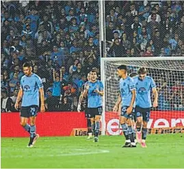  ?? ?? FINAL TRISTE. La “B” cerró de la peor forma su pobre campaña en la Copa de la Liga.