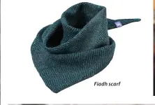  ??  ?? Fiadh scarf