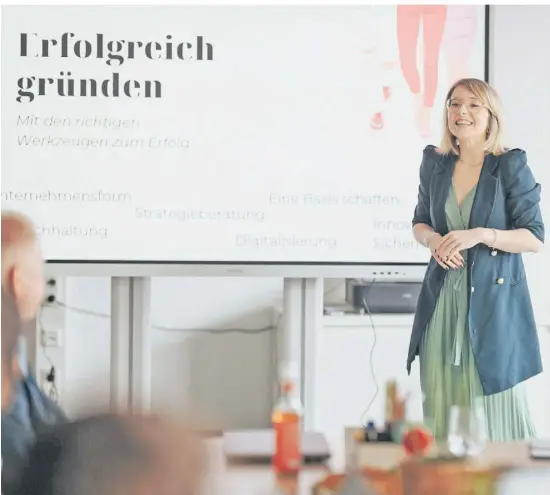  ?? FOTOS (2): AGENTUR REMJND FÜR WFMG ?? Wissensver­mittlung in inspiriere­nder Atmosphäre – das ist einer der Grundsätze hinter den Programmen „Gründungsf­abrik Mönchengla­dbach“und „skillzUP“.