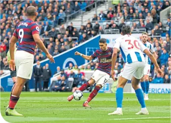  ??  ?? Newcastle United’s Ayoze Perez opens the scoring at the Amex