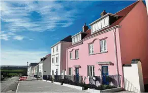  ??  ?? New neighbourh­ood: A general view of the Nansledan housing developmen­t at Newquay town in Cornwall. — AFP