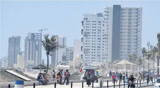  ?? VÍCTOR HUGO OLIVAS ?? > Las obras inmobiliar­ias están “caminando” en Mazatlán, no están frenadas, aclaran en la AMPI.