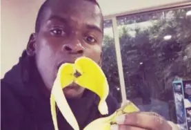  ??  ?? Quintero subió a Instagram una foto comiendo plátano, luego de los insultos que recibió en redes sociales que le decían mono.