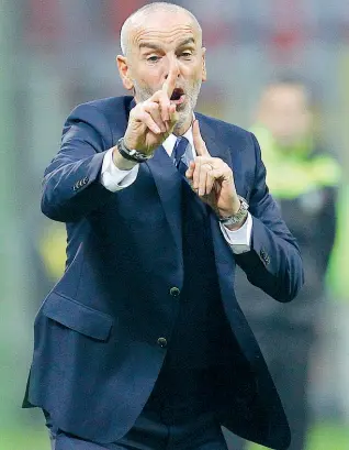  ??  ?? Stefano Pioli, 52 anni, allena l’Inter dal novembre scorso A Firenze, come calciatore, è rimasto sei stagioni (dall’89 al ‘95) e conta 156 presenze e un gol