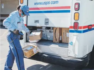  ?? (stratos brilakis / shuttersto­ck.com) ?? Para el Servicio Postal de los Estados Unidos, la fecha más ocupada del año oscila entre el 14 al 21 de diciembre.