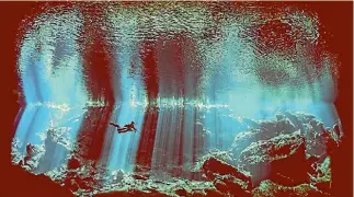  ?? NICK BLAKE/UPY 2017 ?? Nick Blake’s awardwinni­ng image was taken in a freshwater sinkhole, known as Chac Mool Cenote, in Mexico.