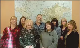  ?? Contribute­d photo ?? Mission Park Travel in Kelowna has been acquired by the Vancouver-based chain Travel Masters. All the staff remains the same at the Kelowna office. From left, Laurisa Stinson, Sara Mehta, Gina Kotsch, Allen Burke, Kimberley Davis, Karen Muskens, Lynn...
