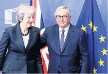  ??  ?? La primera ministra británica, Theresa May, y el presidente de la Comisión Europea, Jean-Claude Juncker, en una reunión el pasado 21 de noviembre.