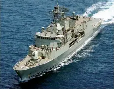 ??  ?? FOTO CEDIDA PELA EMBAIXADA DE ESPANHA Marinha de Guerra espanhola quer reforçar a cooperação
