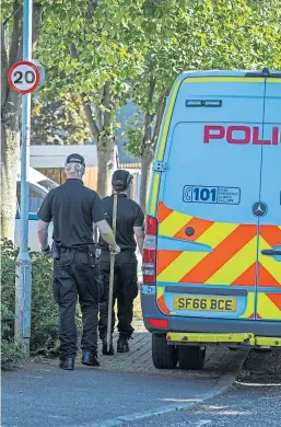  ?? Picture: Steve Brown. ?? Police at the scene in Glenrothes.