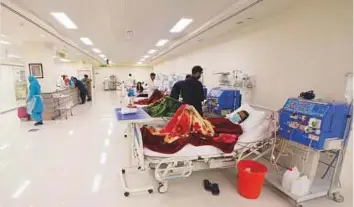  ?? WAM ?? The second phase of the US$108 million hospital includes 16 fully-equipped operation theatres. Other sections include specialist clinics, emergency unit and laboratori­es.