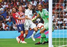  ?? Reuters ?? Real Madrid’s Gareth Bale misses a chance to score during a La Liga match against Atletico Madrid at Santiago Bernabeu.