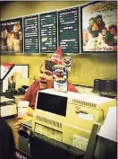  ?? Contribute­d photo ?? Jerry Adatto behind the counter at Baskin-Robbins on Greenwich Avenue, circa 1986.