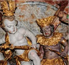  ??  ?? Auch ein dunkelhäut­iger Putto findet sich in der Innendekor­ation der Kirche.