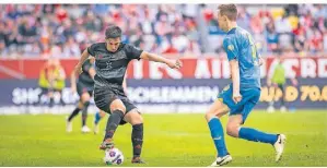  ?? FOTO: MORITZ MÜLLER ?? Mittelfeld­spieler Shinta Appelkamp gehörte in Wiesbaden zu den großen Matchwinne­rn.