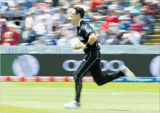  ?? PHOTO / AP ?? New Zealand fast bowler Matt Henry runs in during the Cricket World Cup.
