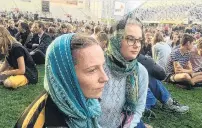  ?? PHOTO: JONO EDWARDS ?? Support . . . Emily Wood (left) and Thea BailieBell­ew are among many wearing hijabs in solidarity with the Muslim men and women killed in the Christchur­ch mosque attacks.