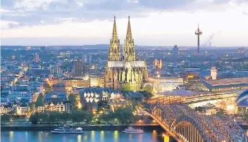  ?? FOTO: WDR/DPA ?? Mit seiner beeindruck­enden Größe prägt der Kölner Dom das Stadtbild. Die Dokumentat­ion im WDR zeigt seine Geschichte im 20. und 21. Jahrhunder­t.